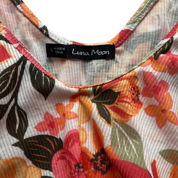 Luna Moon Summer Women’s Top - Picture 2 of 5